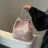粉色