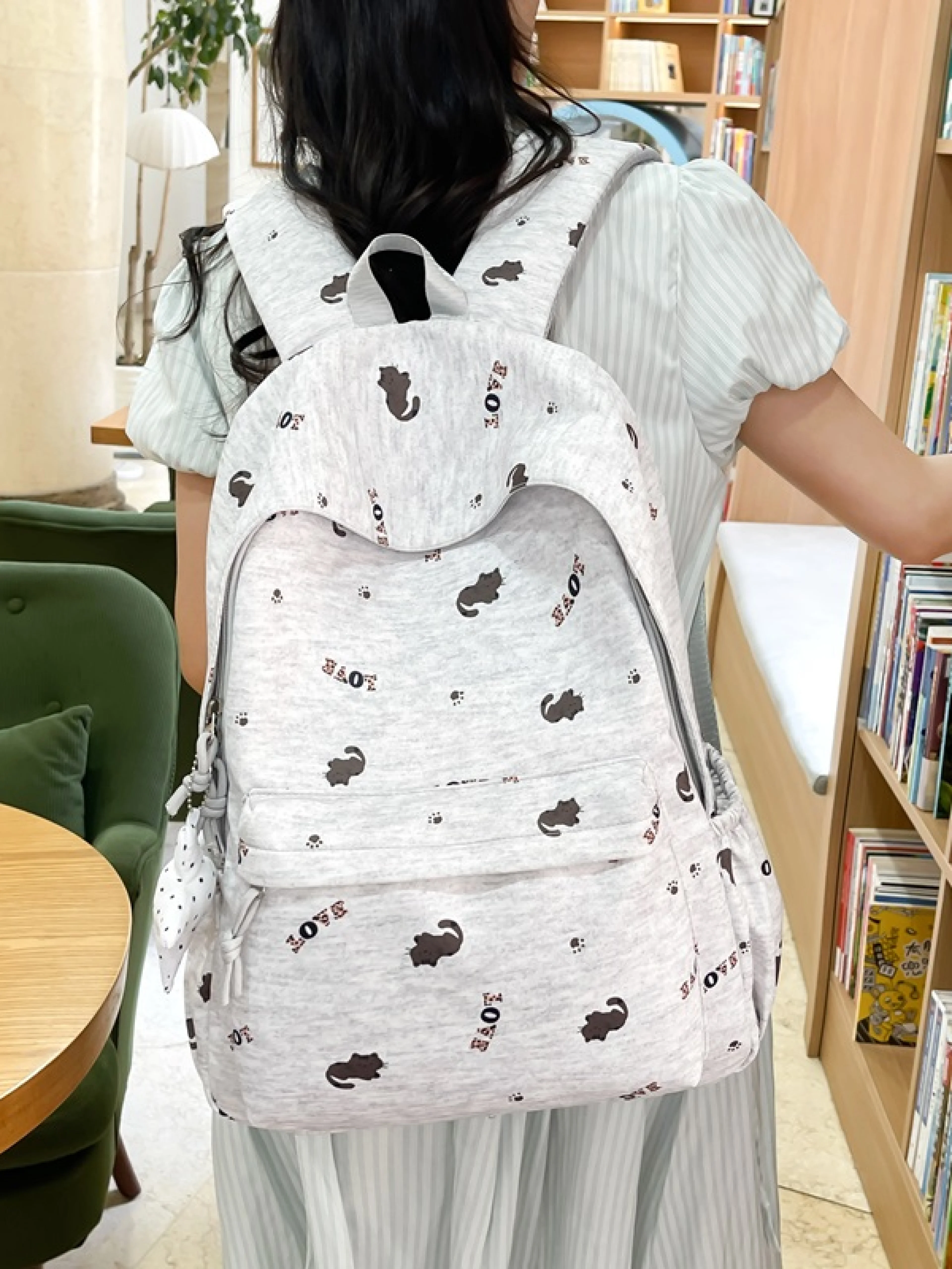 加厚学生书包大容量小清新双肩包三色花料背包