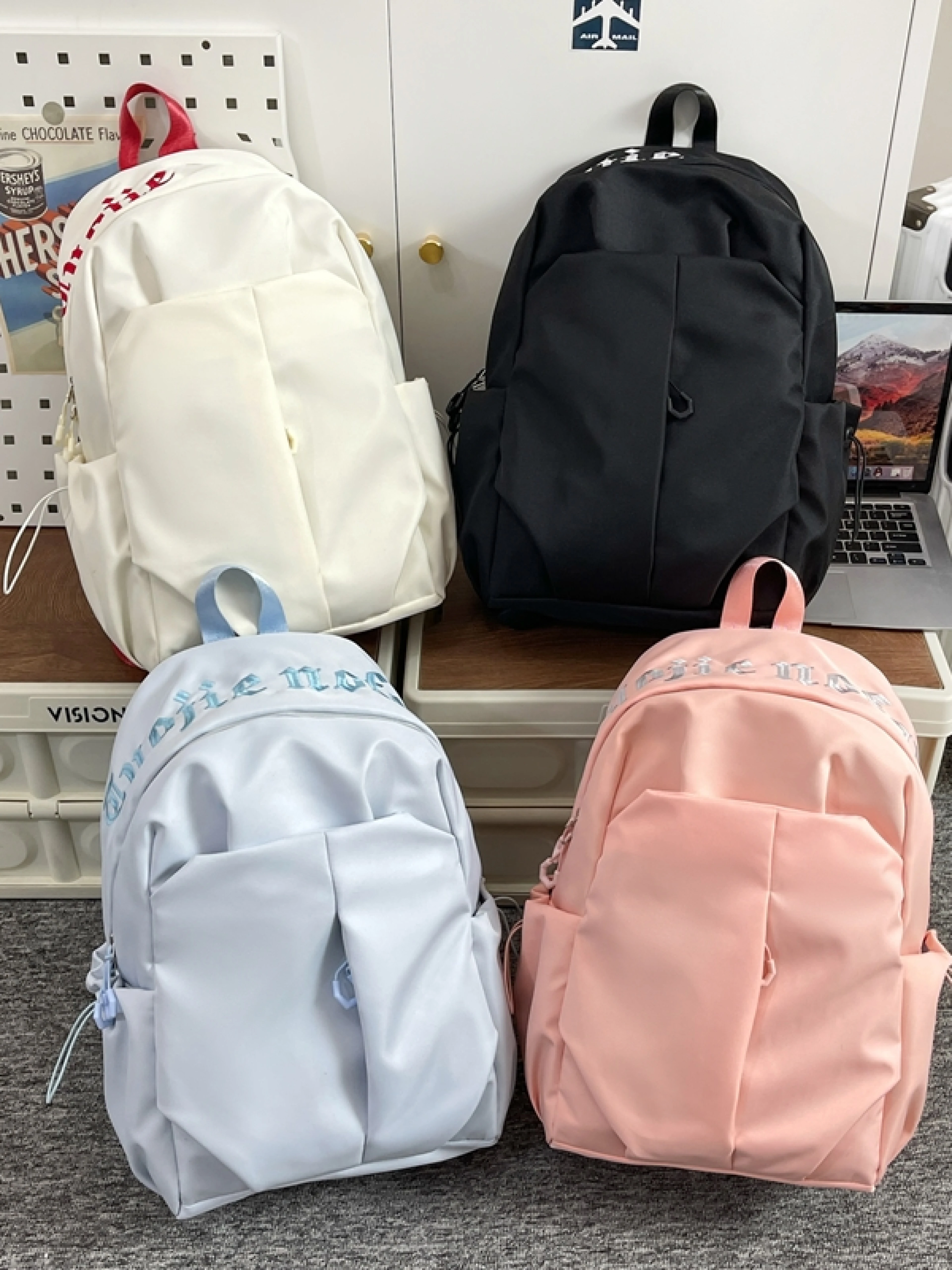 上口刺绣四色可选初高中学生书包大容量男女同款潮酷大学生双肩包户外出游书包