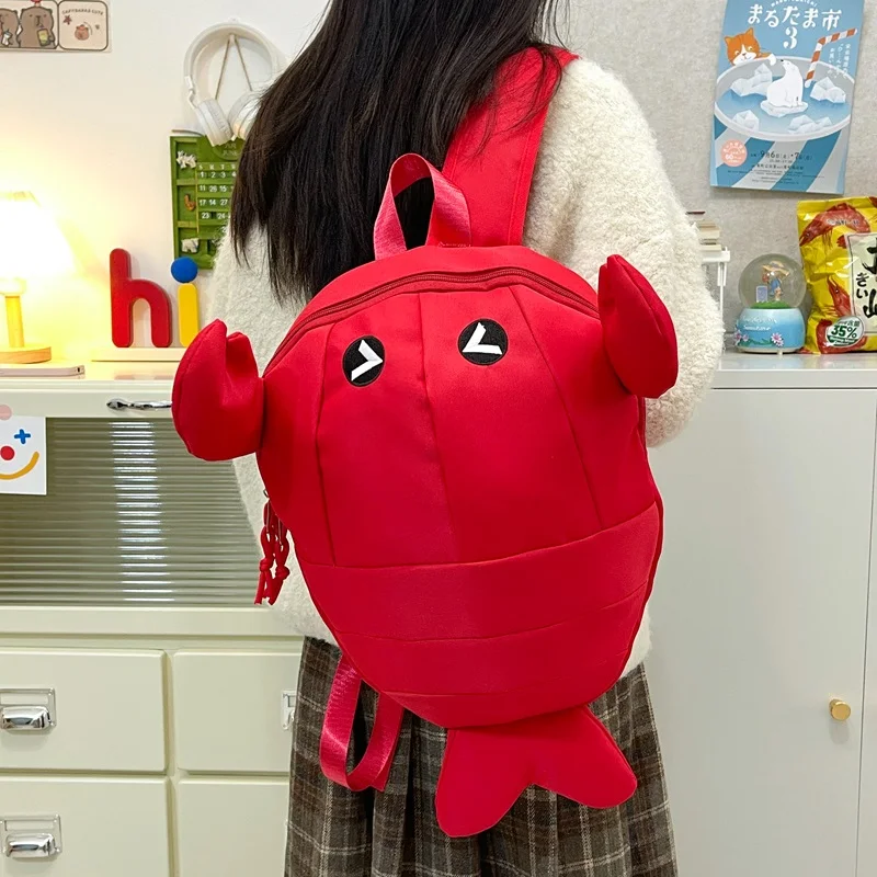 卡爱卡通小学生双肩包女大容量可爱螃蟹书包厂家直销背包
